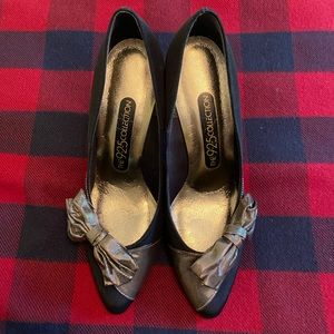 Black & Gold Dressy Heels